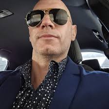 Are leather bags sold everywhere in Sicily?