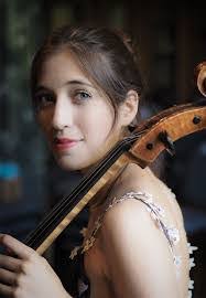 Camille Thomas's Instagram, Twitter & Facebook