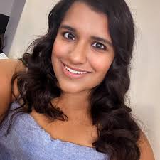 Looking for a local photographer for family photos. Any recommendations?  Thank you 😊