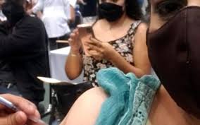 See more of centro de vacunación monterrey on facebook. Personal De Mano Amiga Monterrey Recibe La Vacuna Contra Covid 19 Colegios Mano Amiga