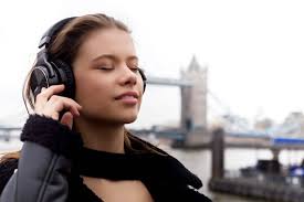 Engineered to be either comfort and. Cowin E7 Pro 2018 Upgraded Active Noise Cancelling Headphones Bluetooth Headphones With Mic Hi Fi Deep Bass Wireless Headphones Over Ear 30h Playtime Travel Work Tv Computer Cellphone Blue Newegg Com