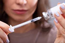 The injected insulin acts as a replacement for or supplement to your body's insulin. Insulin Releasing Implant Prototype Could Let Diabetics Ditch Needles