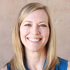 Lisa Stieler's Instagram, Twitter & Facebook