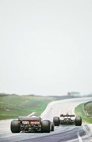 Nascar seems to move to slow and the passing and lead changes seems to move to slow. Hunt Y Lauda Racing Indy Cars Formula 1