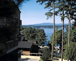 Crown point sports many activities including seasonal nightly entertainment, a magic show, a cooking class and even a star gazing clinic. The Club At Crown Point Armed Forces Vacation Club
