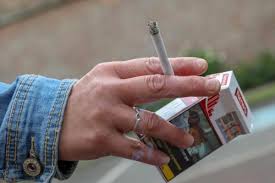 Acheter du tabac et des cigares en andorre est très intéressant en raison des faibles taxes appliquées sur le tabac. Andorre Releve Le Prix Du Tabac