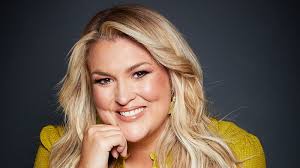 Dragons' Den star gets social with Travel Counsellors