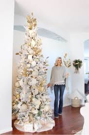 Southern Glam Christmas Decor House Full Of Summer Coastal Home Lifestyle Glam Christmas Elegant Christmas Trees Glam Christmas Tree