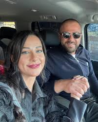 Merry Christmas From Dr Food & @shr0uqsunshine 🎁🎄♥️ عيد ميلاد مجيد، ينعاد  عليكم بالصحة والعافية 🎄🎁♥️ #merrychristmas #christmas #christmaseve  #merrychristmaseve