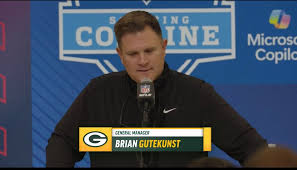 Kevin List (@KevinList7)