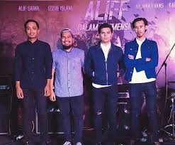 Siapkan minuman dan cemilan sambil menikmati film berdurasi 100. Tahniah Modescapeband Atas Pelancaran Hilang Ost Aliff Dalam 7 Dimensi Saksikan Aliff Dalam 7 Dimensi Di Pawagam 8 September Ini Aliffdalam7dimensi M