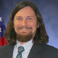 Andy Mckinley's Instagram, Twitter & Facebook