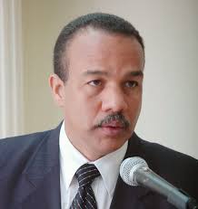 METAPOESÍA ARQUETIPO DE NICOLÁS MATEO: “CARCELERO DE MI” (República  Dominicana)