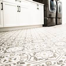 Black And White Vinyl Floor Tiles Canada Talk About Making A Statement Our Vinyl Sheet Flooring In Tapestry Color Linen Helps Set The Style Tone In Thi Vinyl Sheet Flooring Luxury Sheets Flooring