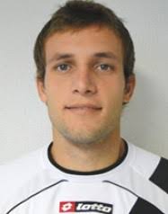 Jonathan Escobar (BRA) :: Photos :: playmakerstats.com