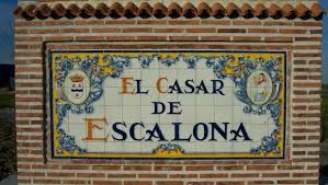 Casa baja con patio muy bien situada en casco urbano de escalona. Muere Al Salirse De La Via En El Casar De Escalona
