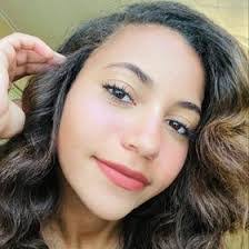 Ariana Owens's Instagram, Twitter & Facebook