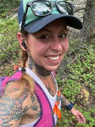 Hey there! I'll be needing a place to live come January first! I'm looking  for some a groovy girl or two to move in with. I'm open to different kinds  of places