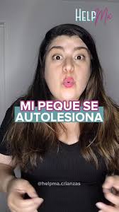 Sé que te angustia y hasta desespera ver a tu peque que se golpee cuando se  frustra o enoja. 👉Su reacción es de descarga, de alivianar lo que siente.  Porque aún no sabe como gestionar sus emociones. ...