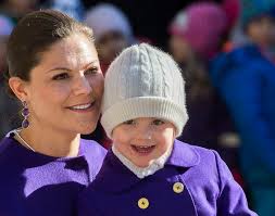 Prinsessa Estelle 12 vuotta! Hovi jakoi poikkeukselliset onnittelut