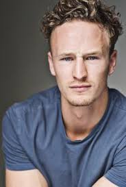 斯特莱克探案集第三季_购票_剧情介绍_演职人员_图集-猫眼电影