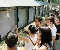 Sesiunea a doua a bacalaureatului este pusă sub semnul boicotului, existând posibilitatea ca profesorii suceveni să refuze să se implice în buna desfăşurare a examenului. Rezultate Bac 2017 Sesiunea De ToamnÄ Edu Ro Note Èi ContestaÈii Harta Cu Toate JudeÈele Èi Ultimele InformaÈii Pagina 2 Evenimentul Zilei
