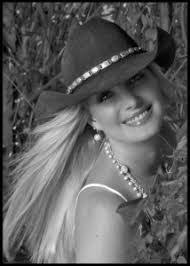 Rosie Poe's Instagram, Twitter & Facebook