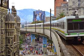 Después de 26 años y de. Son Suspendidas Cuatro Estaciones Del Metro De Medellin Por Una Falla En La Catenaria Totus Noticias Totus Tv