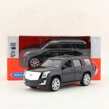 The xt5, cadillac's midsize crossover suv, is getting a bit dated. 1 36 Alloy Pull Back Car Models High Simulation Cadillac Escalade Suv 2 Open The Doors Metal Diecasts Toy Vehicles Free Shipping Diecasts Toy Vehicles Aliexpress