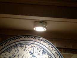 kitchen under cabinet lighting, anyone
