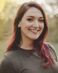 Ariana Mcgrath's Instagram, Twitter & Facebook