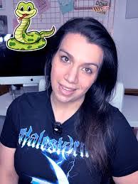 Nicole Starace's Instagram, Twitter & Facebook