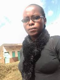 🤰:Gogo l'm Pregnant:" " 👵:"Wuuu!!🤑Another R500 Safa yi Soft life"💃💃💃