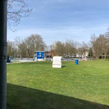 Bekannt ist das beheizte hausener freibad, das jährlich als erstes öffentliches freibad in deutschland öffnet. Freibad Hausen Freibad In Hausen