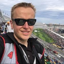 Justin Weekes's Instagram, Twitter & Facebook