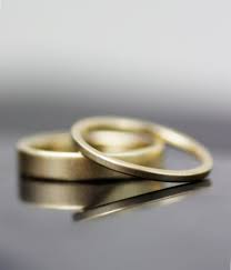 Wedding Band Set Super Skinny Matte Finish Flat Bands Skinny Etsy Hochzeitsring Sets Trauringe Einfach Ehering Gold Matt
