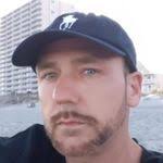 Andy Hoosier's Instagram, Twitter & Facebook