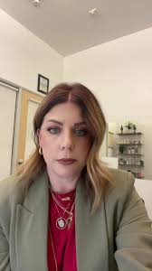 Mandy Bowen (@mandyleeanb)