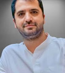 Amir Hamidi's Instagram, Twitter & Facebook