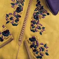 instagram photo by شيلات كويتيه و جلابات مغربيه feb 26 2020 at 4 43 pm embroidery dress pattern fashion drawing dresses embroidery suits design