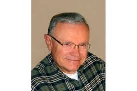 Richard Tschirhart Obituary (1940