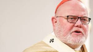 He said that by offering to resign, i may be able to send a personal signal for a new beginning, for a new awakening of the church.credit.arne dedert/dpa, via agence. 1f5fewozrwq9wm