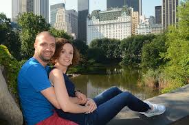 Central park is an urban park in new york city located between the upper west and upper east sides of manhattan. Central Park Privater Spaziergang Mit Eigenem Fotografen 2021 New York City Tiefpreisgarantie