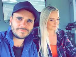 Pregnant Farmer star Hayley Love's blunt advice for female star: 'Run'