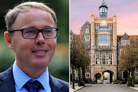 Headteacher bans mobile phones and pupils THANK him as they turn to board  games