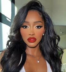 I want some new friends fr . It's just so hard to find genuine females  nowadays 💕