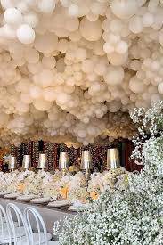 Fresh Ideas And Wedding Trends 2020 Wedding Forward Wedding Balloon Decorations Minimalist Wedding Reception Wedding Trends