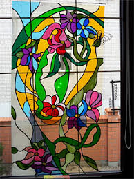 رسومات لنوافذ الزجاج الملون