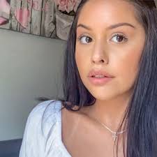 Kelly León Alvarez (@kellyleonalvarz)