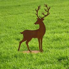Die gärtnereien dürfen laut den maßnahmen der bundesregierung für die „notbremse geöffnet haben. Metall Hirsch Garten Figur Edelrost Art Allee De